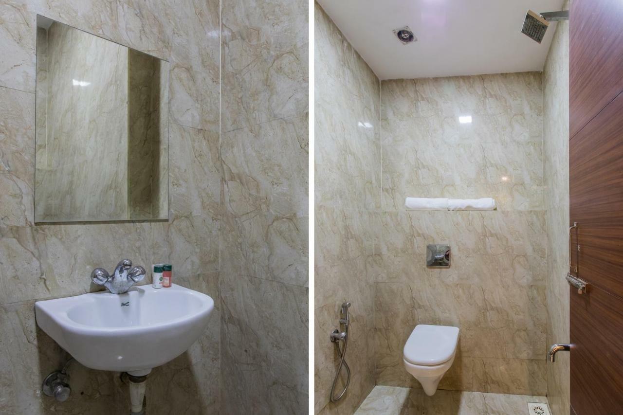 Oyo 17161 Hotel Mahalaxmi 우자인 외부 사진