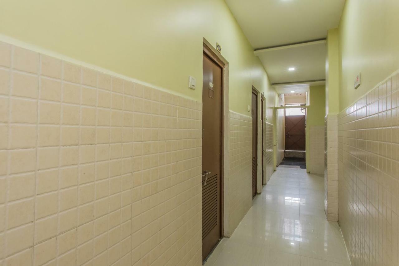 Oyo 17161 Hotel Mahalaxmi 우자인 외부 사진