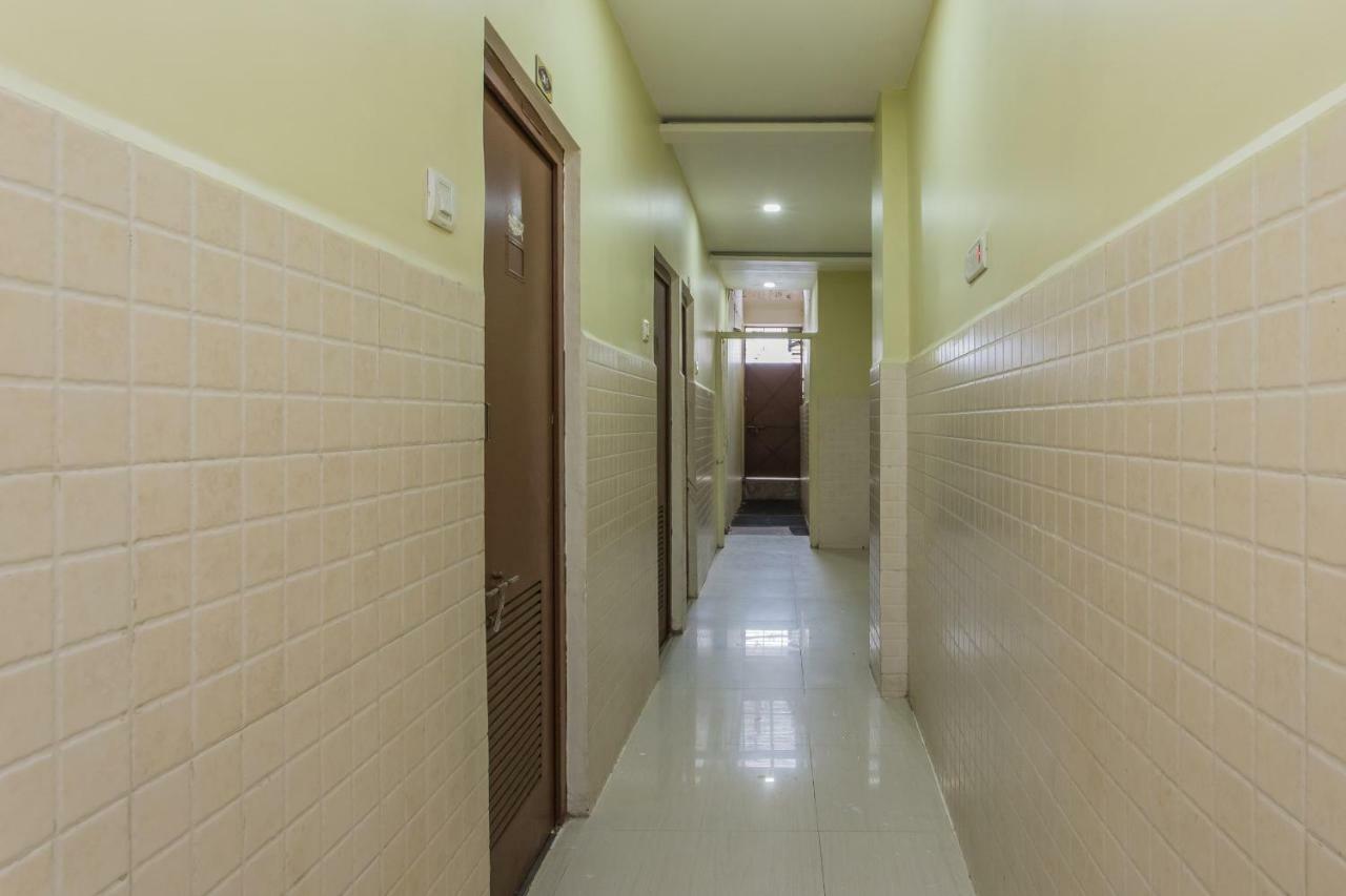 Oyo 17161 Hotel Mahalaxmi 우자인 외부 사진